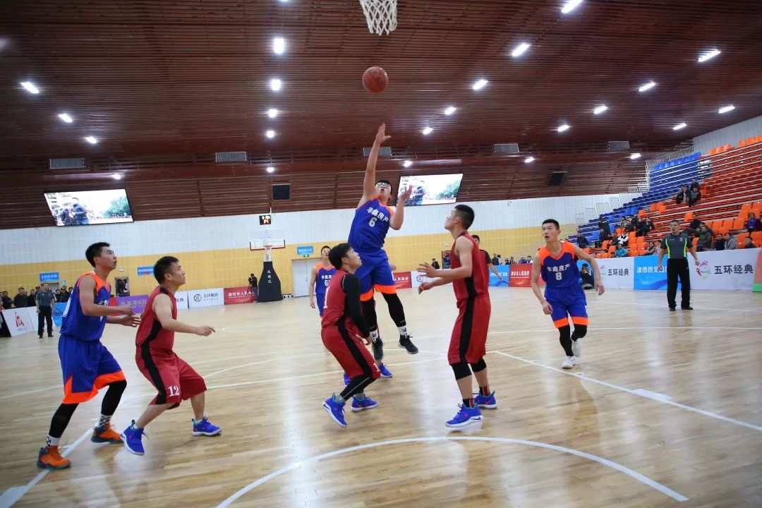  篮球场馆设施升级，观赛体验全面提升