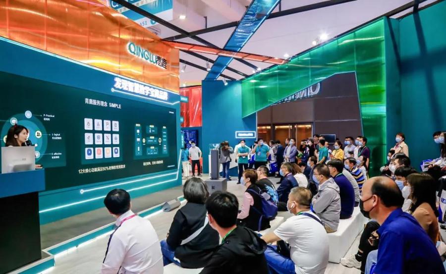  高校网球联赛激战正酣，学霸选手兼顾学业训练