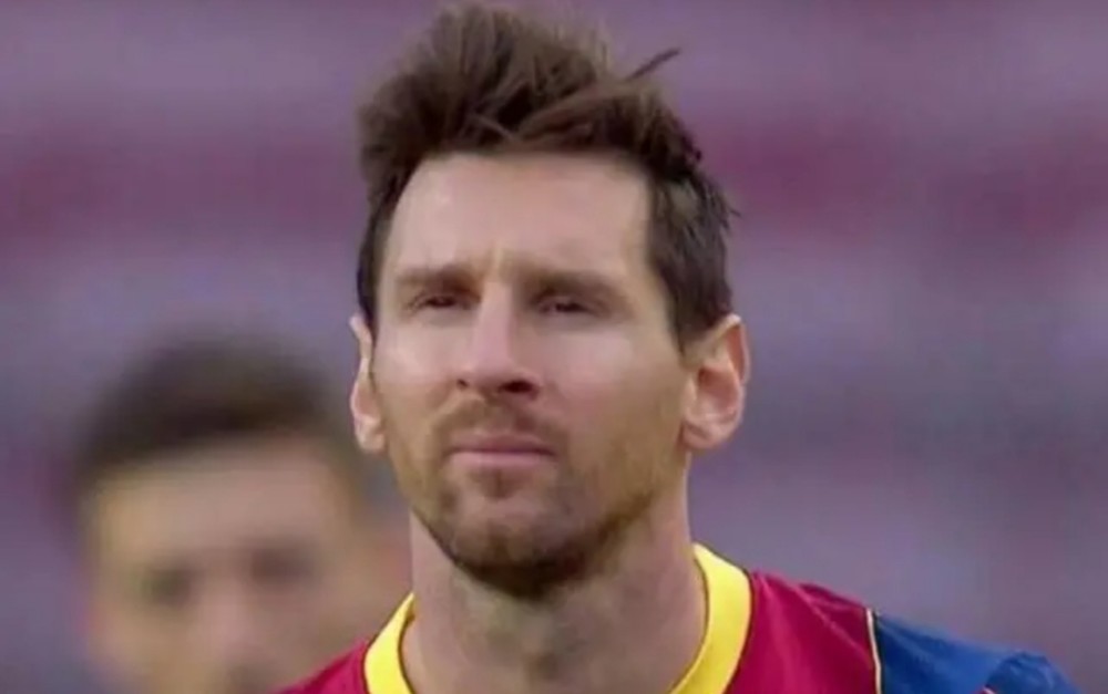  巴萨主场意外失利，主帅帅位岌岌可危