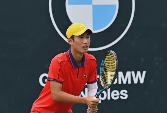  梅德韦杰夫强势登顶，ATP年终总决赛称王