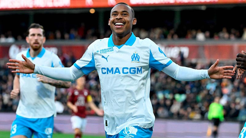  绝地求生国际赛，中国战队包揽前三甲