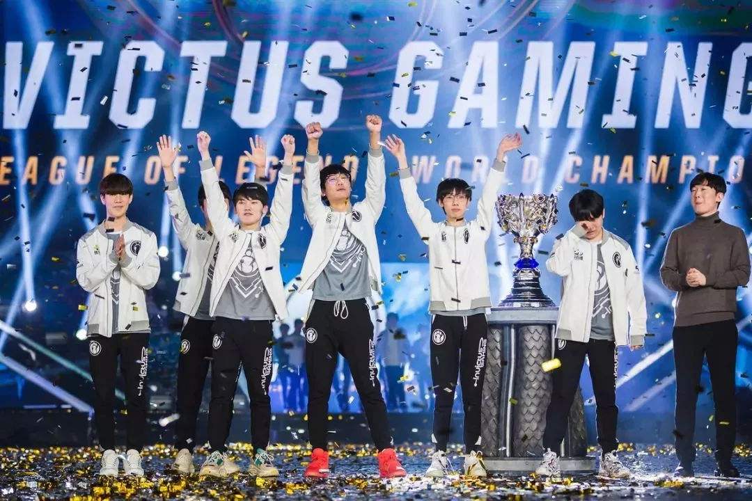  电竞俱乐部重金引援补强阵容