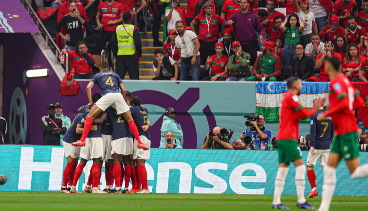  佛罗伦萨防守反击，主场力克强敌  